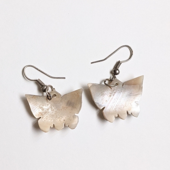 Vintage Black and White Butterfly Earrings - Picture 5 of 9